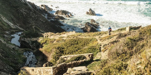 Beitragsbild des Blogbeitrags Wandern an der Algarve: Top 6 der schönsten Wanderwege 