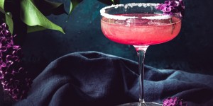 Beitragsbild des Blogbeitrags Lilac blossom Margarita – a tequila based cocktail recipe 