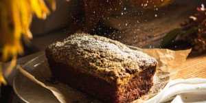 Beitragsbild des Blogbeitrags The most delicious healthy vegan pumpkin banana bread ever