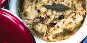 Beitragsbild des Blogbeitrags How to cook the best Sauerkraut from a Bag