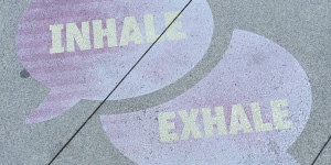Beitragsbild des Blogbeitrags Atmung – die Basis des Singens 