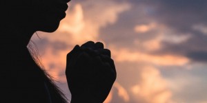 Beitragsbild des Blogbeitrags 22 Stufen der bewussten Vergebung