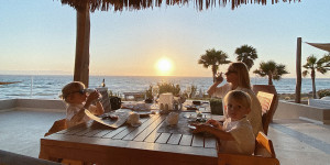 Beitragsbild des Blogbeitrags Traumhafter Familienurlaub auf Peloponnes