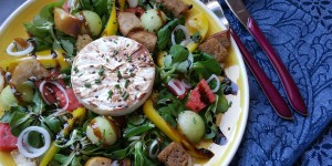 Beitragsbild des Blogbeitrags sommerlicher Salat zum Grillen 