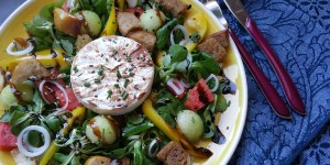 Beitragsbild des Blogbeitrags sommerlicher Salat zum Grillen