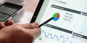 Beitragsbild des Blogbeitrags 12 Gründe für Marktbeobachtung und Marketing Controlling 