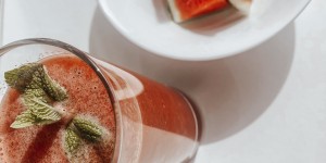 Beitragsbild des Blogbeitrags Watermelon-Mint-Smoothie