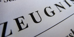 Beitragsbild des Blogbeitrags Gutes Urteilsvermögen beruht auf Erfahrung. Und Erfahrung ist das Ergebnis von schlechtem Urteilsvermögen.