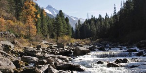 Beitragsbild des Blogbeitrags Wanderung zu den Krimmler Wasserfällen ohne Blasen an den Fersen!