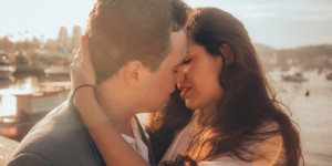 Beitragsbild des Blogbeitrags Mehr Erfolg bei Frauen: 4 überraschend simple Schritte!