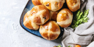 Beitragsbild des Blogbeitrags Südafrikanische Hot Cross Buns 