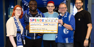 Beitragsbild des Blogbeitrags Letsplay4Charity e. V. übergibt 14.000 Euro an die Gerald Asamoah Stiftung für herzkranke Kinder