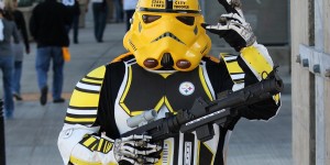 Beitragsbild des Blogbeitrags Sieg in der Wüste: Steelers segeln auf Playoff-Kurs 