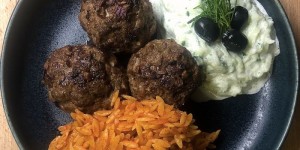 Beitragsbild des Blogbeitrags Bifteki Bowl