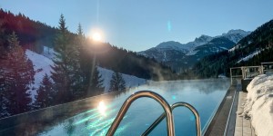 Beitragsbild des Blogbeitrags Almwellness Resort Tuffbad, Austria – the secret gateway to paradise