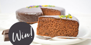Beitragsbild des Blogbeitrags Give-Away! Gewinnt veganen Bio-Geburtstagskuchen von Naschherz!