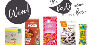 Beitragsbild des Blogbeitrags Give-Away! Gewinnt die The birds new box | Food für Oktober! 