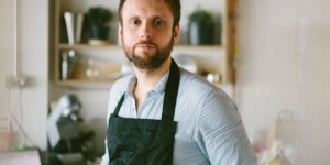Beitragsbild des Blogbeitrags Lush Haarexperte Daniel Campbell über Silikon im Shampoo