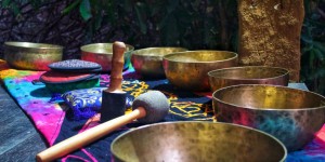 Beitragsbild des Blogbeitrags Was kann so eine Klangschalentherapie?