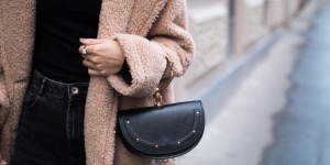 Beitragsbild des Blogbeitrags Combat Boots and Teddy Coat