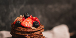 Beitragsbild des Blogbeitrags Chocolate Protein Pancakes 