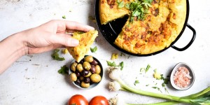 Beitragsbild des Blogbeitrags Tortilla Española – vegan und glutenfrei