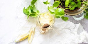 Beitragsbild des Blogbeitrags Leichte vegane Sommer Mayonnaise