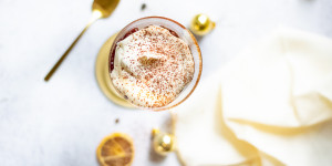 Beitragsbild des Blogbeitrags Sweet Christmas in a Glass – chocolate crumbs im glas mit zimt-marzipan-schaum – Anzeige 