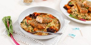 Beitragsbild des Blogbeitrags FischGewiss für eine genussreiche Zukunft! Glasierter Sesam-Lachs mit cremigen Kürbis-Quinoa-Risotto