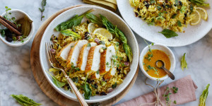 Beitragsbild des Blogbeitrags DA GEHT DIE SPÄTSOMMER-SONNE AUF! Safran-Hühnchen mit orientalischem Gewürzreis