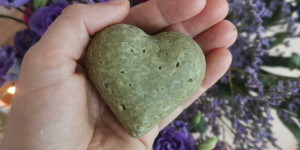 Beitragsbild des Blogbeitrags Rezept Shampoobar mit Mehl