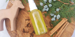 Beitragsbild des Blogbeitrags Rezept für Winter-Wunder-Öl - Hautpflege selber machen 