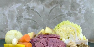 Beitragsbild des Blogbeitrags Corned Beef and Cabbage – Oder wie man Fleisch fermentiert