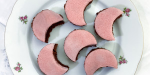 Beitragsbild des Blogbeitrags Rumkipferl Reloaded! Vegan & unwiderstehlich gut – Meinen steirischen Omas gewidmet