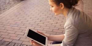 Beitragsbild des Blogbeitrags Die besten Onlinekurse für Bloggerinnen und Online-Business-Frauen
