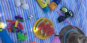 Beitragsbild des Blogbeitrags Sonnenbrand & Reiseübelkeit