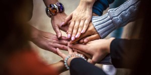 Beitragsbild des Blogbeitrags Warum unser Hirn versagt, wenn unsere Kinder krank sind