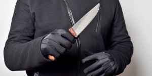 Beitragsbild des Blogbeitrags Sind Messer zur Selbstverteidigung geeignet? Pros und Cons! 