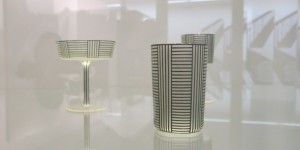 Beitragsbild des Blogbeitrags spiegelnde Streifen