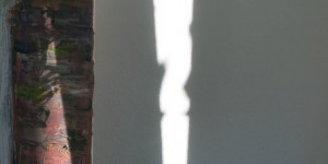 Beitragsbild des Blogbeitrags Wenn die Sonne auf die Wand hinter meinem Schreibtisch fällt