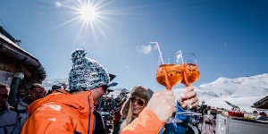 Beitragsbild des Blogbeitrags Obertauern im Frühjahr – Sonnenskilauf und Partytime 