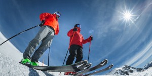 Beitragsbild des Blogbeitrags Mit Sicherheit zum Skifahren: „The snow must go on” in Obertauern