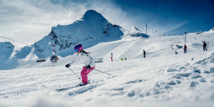 Beitragsbild des Blogbeitrags Kitzsteinhorn lädt zu herbstlichem Skivergnügen 