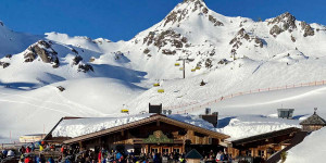 Beitragsbild des Blogbeitrags Hochalm-Livekonzerte im Skiwinter 2022/23 