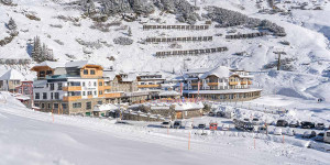 Beitragsbild des Blogbeitrags Märchenhaften Urlaub im Hotel Das Seekarhaus genießen