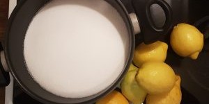 Beitragsbild des Blogbeitrags Sugaring: Die DIY-Zuckerpaste – Rezept und Anleitung