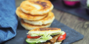 Beitragsbild des Blogbeitrags Arepas I kleine Maisfladen I Kolumbianische und venezolanische Küche 