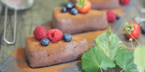 Beitragsbild des Blogbeitrags Schokocremetörtchen I mehr Creme geht nicht