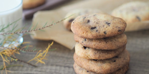 Beitragsbild des Blogbeitrags Die besten Kekse I mit Schokostückchen I Blitzrezept 