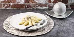 Beitragsbild des Blogbeitrags Schupfnudeln handgefertigt wie bei Oma